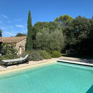 Maison Les Chenes Frühstückspension Eygalières